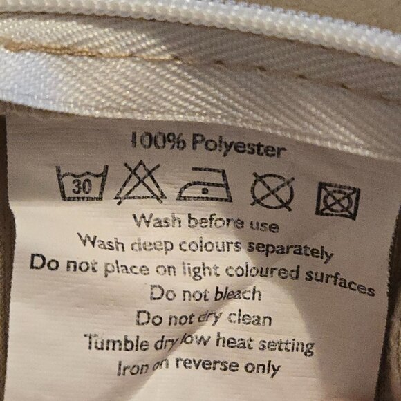 Phantoscope Penguin Christmas Lights Pillow Cover Needle Punch Tan Zipper Close - Picture 8 of 8